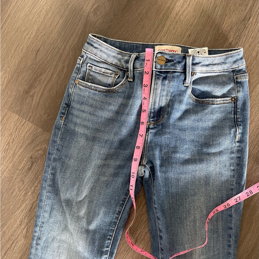 Driftwood Kelly Bootcut Jeans - Picture 7 of 8